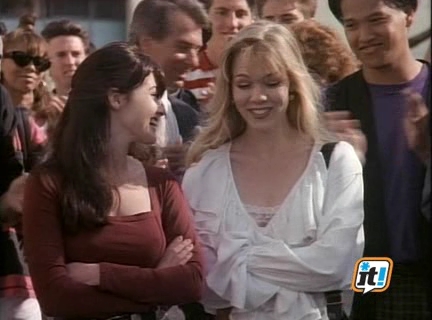 Charmed-Online-dot-NL-BeverlyHills90210-3x25-0650.jpg