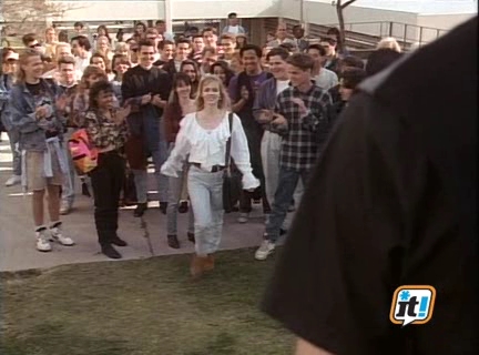 Charmed-Online-dot-NL-BeverlyHills90210-3x25-0653.jpg