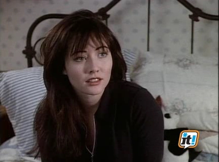 Charmed-Online-dot-NL-BeverlyHills90210-3x25-2013.jpg
