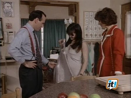 Charmed-Online-dot-NL-BeverlyHills90210-3x27-1109.jpg