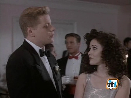 Charmed-Online-dot-NL-BeverlyHills90210-3x27-1730.jpg