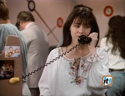 Charmed-Online-dot-NL-BeverlyHills90210-3x28-0700.jpg