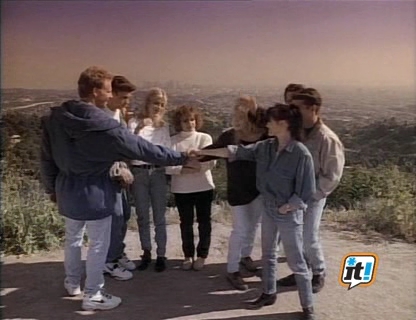 Charmed-Online-dot-NL-BeverlyHills90210-3x29-5554.jpg