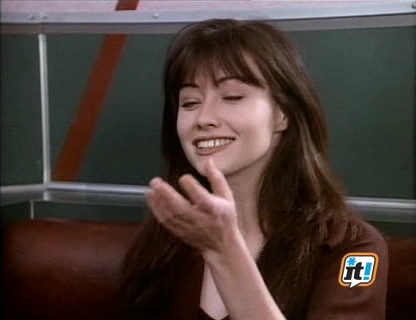 Charmed-Online-dot-NL-BeverlyHills90210-3x29-6043.jpg