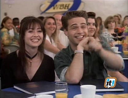 Charmed-Online-dot-NL-BeverlyHills90210-3x29-7309.jpg