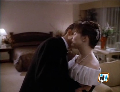 Charmed-Online-dot-NL-BeverlyHills90210-3x29-7714.jpg