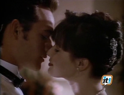 Charmed-Online-dot-NL-BeverlyHills90210-3x29-7730.jpg