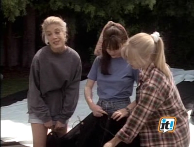 Charmed-Online-dot-NL-BeverlyHills90210-3x30-2566.jpg