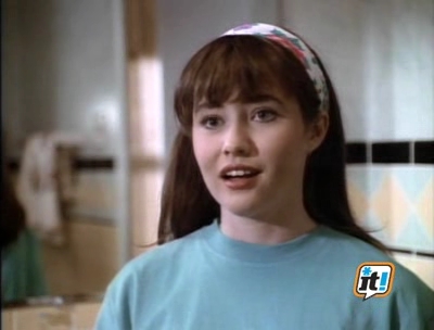 Charmed-Online-dot-NL-BeverlyHills90210-3x30-2927.jpg
