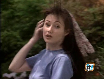 Charmed-Online-dot-NL-BeverlyHills90210-3x30-3001.jpg