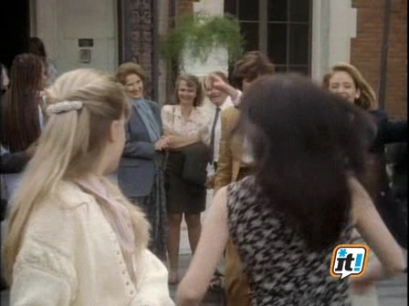 Charmed-Online-dot-NL-BeverlyHills90210-4x01-1298.jpg