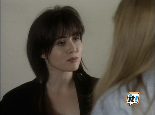 Charmed-Online-dot-NL-BeverlyHills90210-4x02-2227.jpg