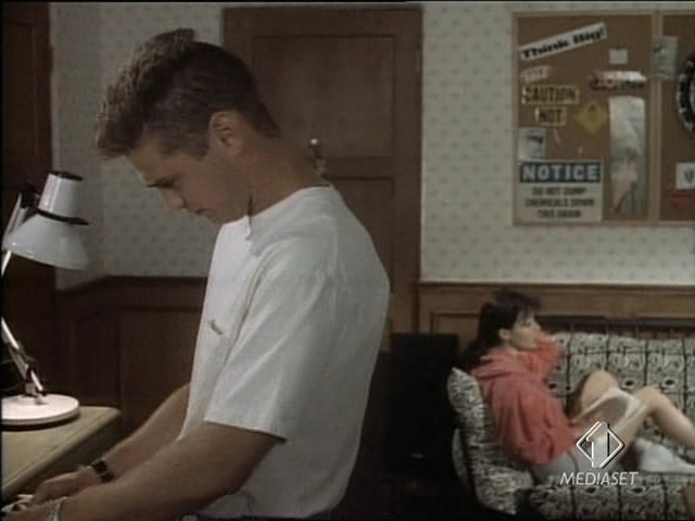 Charmed-Online-dot-NL-BeverlyHills90210-4x03-0626.jpg
