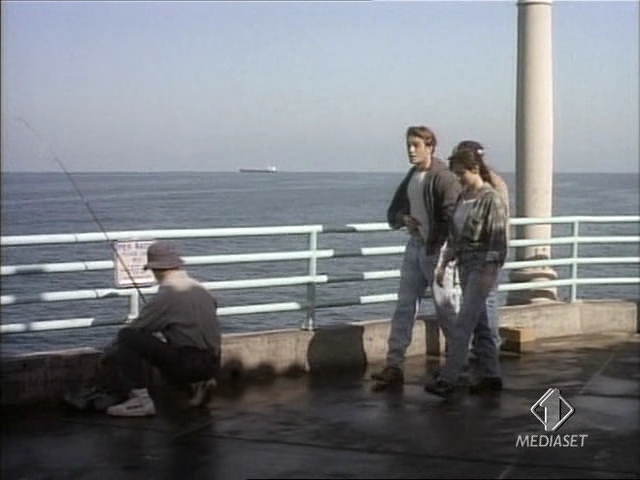 Charmed-Online-dot-NL-BeverlyHills90210-4x03-1304.jpg