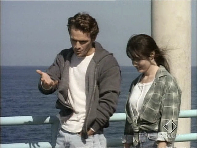 Charmed-Online-dot-NL-BeverlyHills90210-4x03-1313.jpg