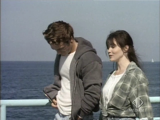 Charmed-Online-dot-NL-BeverlyHills90210-4x03-1322.jpg