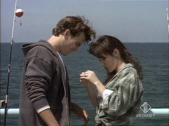 Charmed-Online-dot-NL-BeverlyHills90210-4x03-1640.jpg