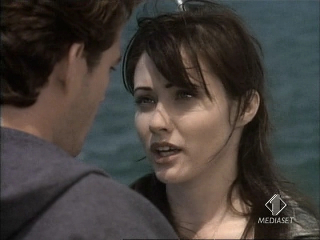 Charmed-Online-dot-NL-BeverlyHills90210-4x03-1670.jpg