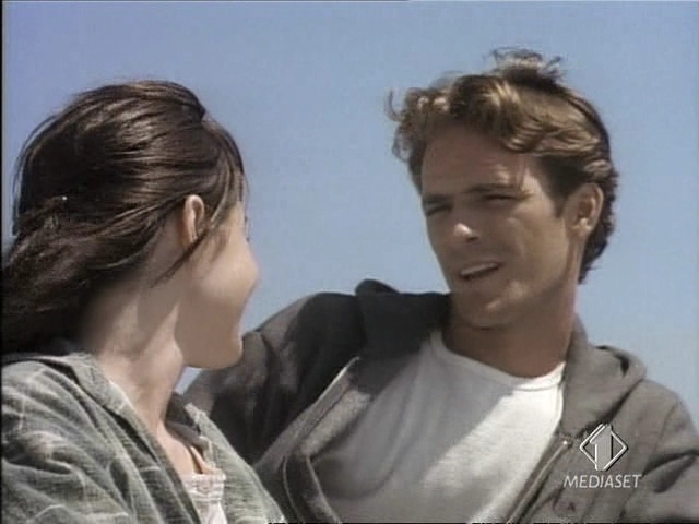 Charmed-Online-dot-NL-BeverlyHills90210-4x03-1988.jpg