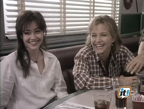 Charmed-Online-dot-NL-BeverlyHills90210-4x04-2334.jpg