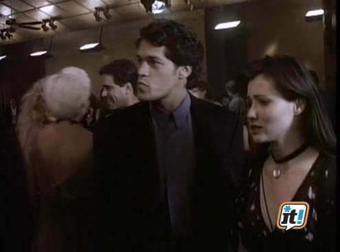 Charmed-Online-dot-NL-BeverlyHills90210-4x06-1403.jpg