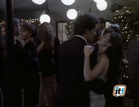 Charmed-Online-dot-NL-BeverlyHills90210-4x08-2000.jpg