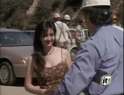 Charmed-Online-dot-NL-BeverlyHills90210-4x09-0528.jpg