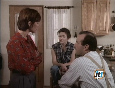 Charmed-Online-dot-NL-BeverlyHills90210-4x12-0090.jpg