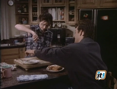 Charmed-Online-dot-NL-BeverlyHills90210-4x12-0900.jpg