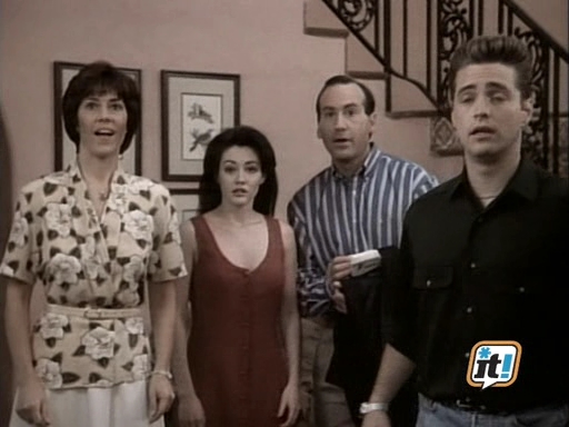 Charmed-Online-dot-NL-BeverlyHills90210-4x15-0755.jpg