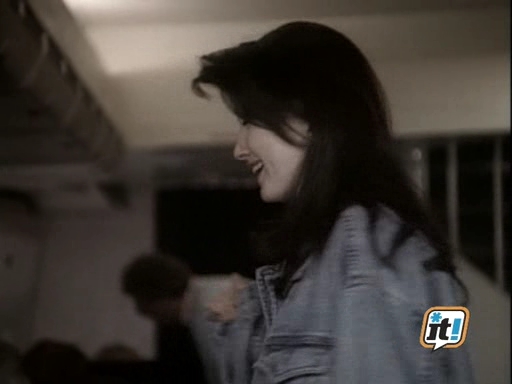 Charmed-Online-dot-NL-BeverlyHills90210-4x15-1724.jpg