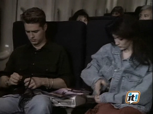 Charmed-Online-dot-NL-BeverlyHills90210-4x15-1736.jpg
