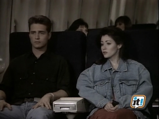 Charmed-Online-dot-NL-BeverlyHills90210-4x15-1830.jpg