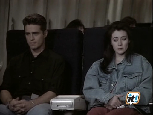 Charmed-Online-dot-NL-BeverlyHills90210-4x15-1950.jpg