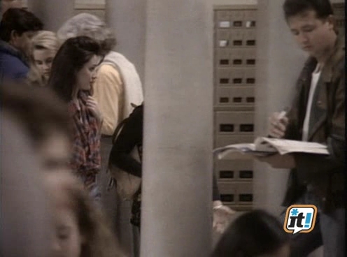 Charmed-Online-dot-NL-BeverlyHills90210-4x16-0041.jpg