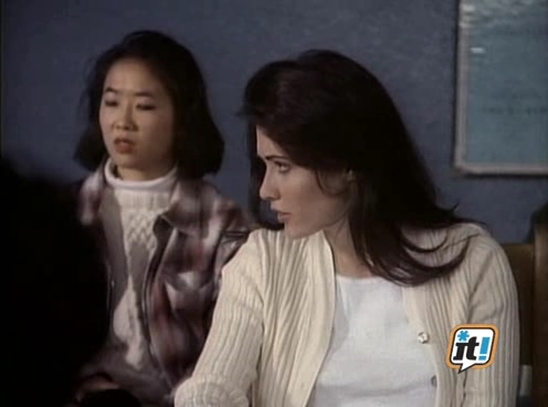 Charmed-Online-dot-NL-BeverlyHills90210-4x19-0721.jpg