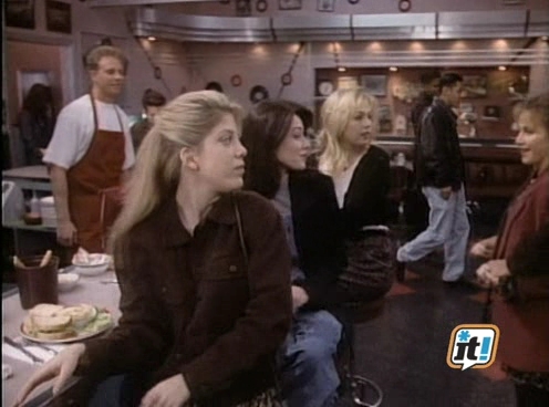 Charmed-Online-dot-NL-BeverlyHills90210-4x19-0878.jpg