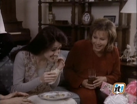 Charmed-Online-dot-NL-BeverlyHills90201-4x202647.jpg