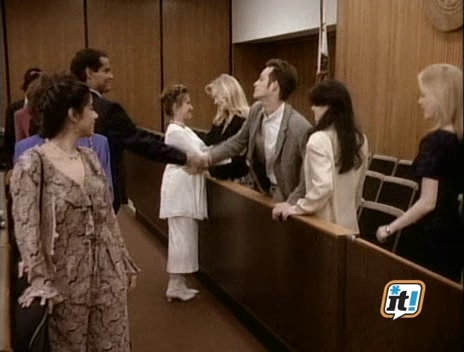 Charmed-Online-dot-NL-BeverlyHills90201-4x202841.jpg