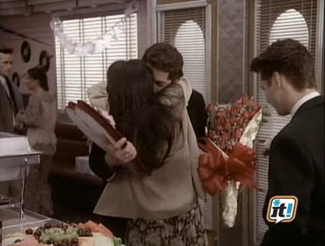 Charmed-Online-dot-NL-BeverlyHills90201-4x202980.jpg