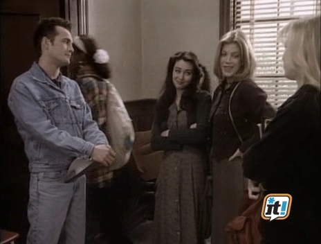 Charmed-Online-dot-NL-BeverlyHills90201-4x220329.jpg
