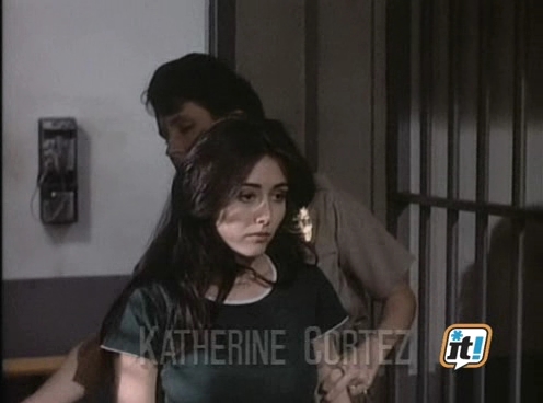 Charmed-Online-dot-NL-BeverlyHills90201-4x240122.jpg