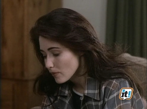 Charmed-Online-dot-NL-BeverlyHills90201-4x240743.jpg