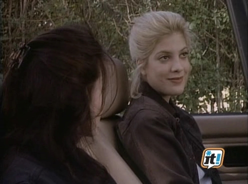 Charmed-Online-dot-NL-BeverlyHills90201-4x241305.jpg