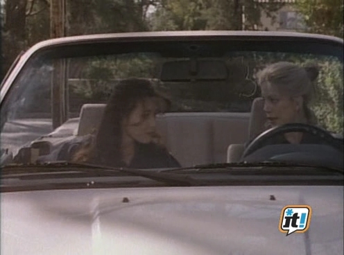 Charmed-Online-dot-NL-BeverlyHills90201-4x241314.jpg