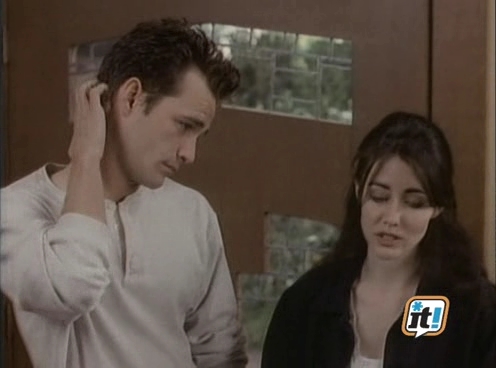 Charmed-Online-dot-NL-BeverlyHills90201-4x241608.jpg