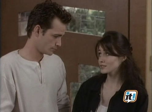 Charmed-Online-dot-NL-BeverlyHills90201-4x241611.jpg