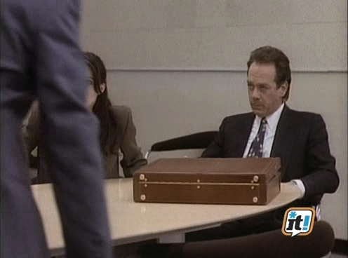 Charmed-Online-dot-NL-BeverlyHills90201-4x241990.jpg
