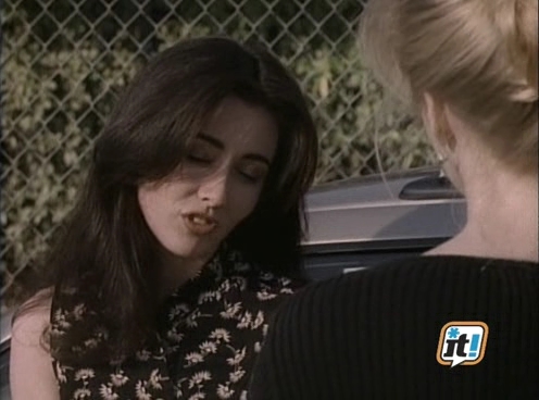 Charmed-Online-dot-NL-BeverlyHills90201-4x242197.jpg