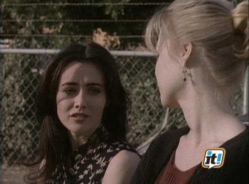 Charmed-Online-dot-NL-BeverlyHills90201-4x242216.jpg